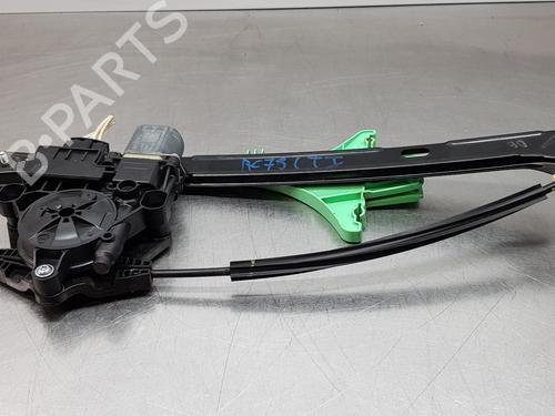 Alzavetro posteriore sinistro VW TIGUAN (AD1, AX1) 2.0 TDI (150 hp) 30879089