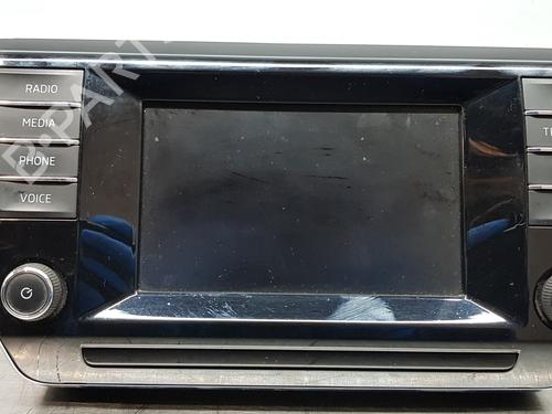 Used Display monitor SKODA SUPERB III Estate (3V5) 2.0 TDI (150 hp) 16334275