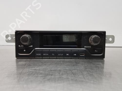 Used Radio MERCEDES-BENZ SPRINTER 3,5-t Van (B907, B910) 311 CDI (910.631, 910.633) (114 hp) 27870217