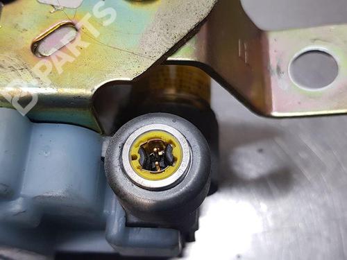 front-left-belt-tensioner-kia-carnival-ii-gq-29-crdi-0k53h57711-1999-2000-2001-2002-2003-2004-2005-2006-2007-11130921 main image