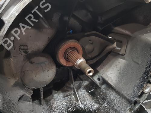 Gearbox PEUGEOT 407 SW (6E_, 6D_) 2.0 HDi 135 | BP17230979M3 