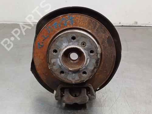 Used Right rear steering knuckle BMW 1 (E87) 118 d (122 hp) 15899485