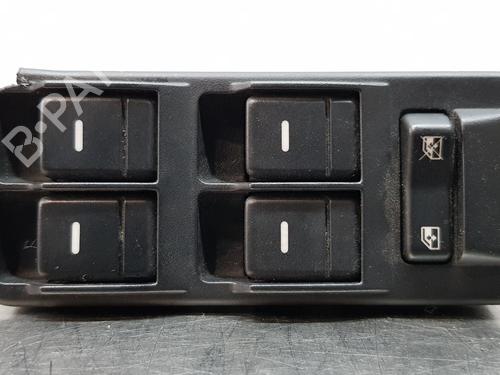 Used Left front window switch LAND ROVER RANGE ROVER SPORT I (L320) [2005-2013]  30879173