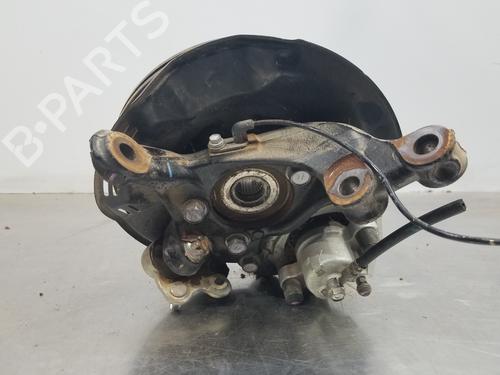 Used Left front steering knuckle TOYOTA YARIS (_P21_, _PA1_, _PH1_) [2020-2025]  30407638