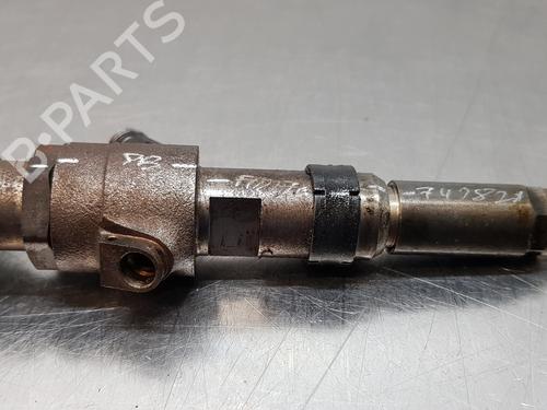 Used Injector FORD FIESTA V (JH_, JD_) [2001-2014]  18680071