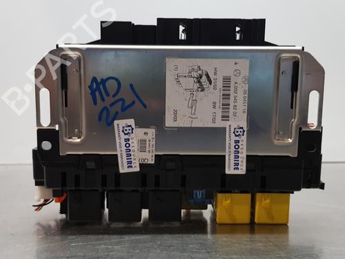 Zekeringkast MERCEDES-BENZ S-CLASS (W220) S 400 CDI (220.028, 220.128) | BP19398775E1 