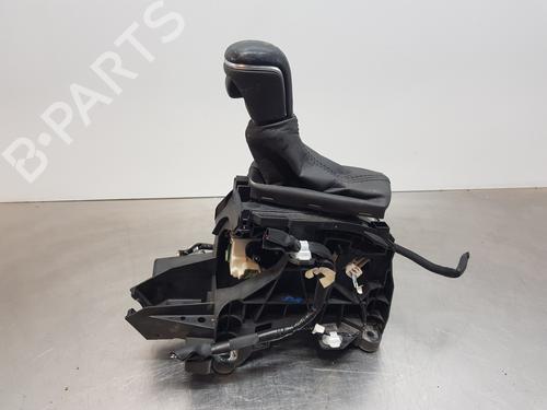 Used Gear lever TOYOTA COROLLA Estate (_E21_) 1.8 Hybrid (ZWE211W) (122 hp) 29592327