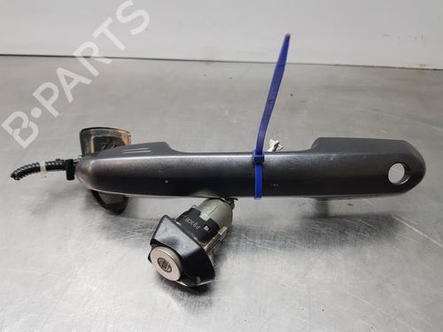 Maniglia esterna anteriore sinistra TOYOTA RAV 4 V (_A5_, _H5_) 2.5 Hybrid AWD (AXAH54, AXAL54) (222 hp) 30881171