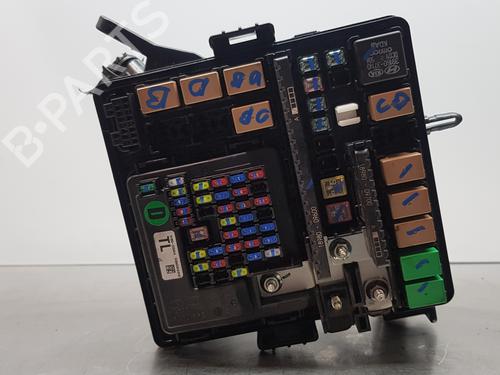 Fuse box HYUNDAI TUCSON (TL, TLE)  | BP15611038E1 