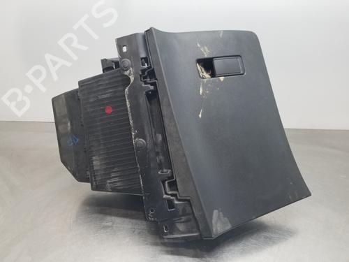 Used Glove box PEUGEOT 208 II (UB_, UP_, UW_, UJ_) 1.2 PureTech 100 (101 hp) 29187248