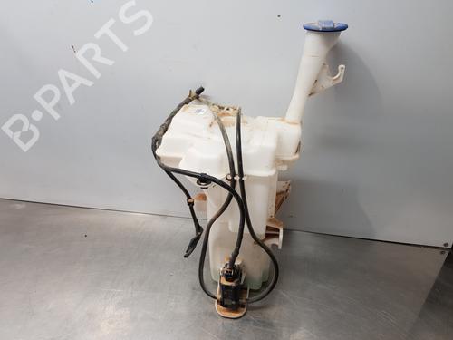 Used Windscreen washer tank KIA STONIC (YB) 1.0 T-GDi (120 hp) 30000643