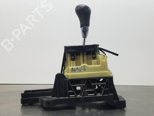 Used Gear lever MERCEDES-BENZ A-CLASS (W169) A 180 CDI (169.007, 169.307) (109 hp) 17704579