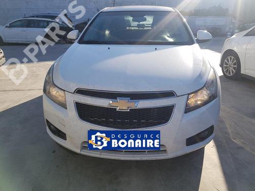 Used Parts CHEVROLET CRUZE Hatchback (J305)  1.6  890409