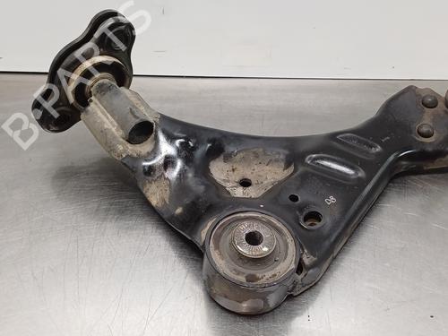 Used Right front suspension arm MERCEDES-BENZ VITO Tourer (W447) [2014-2025]  17438404
