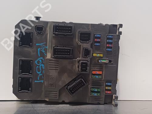 Used Fuse box PEUGEOT 206 Hatchback (2A/C) [1998-2012]  30878934