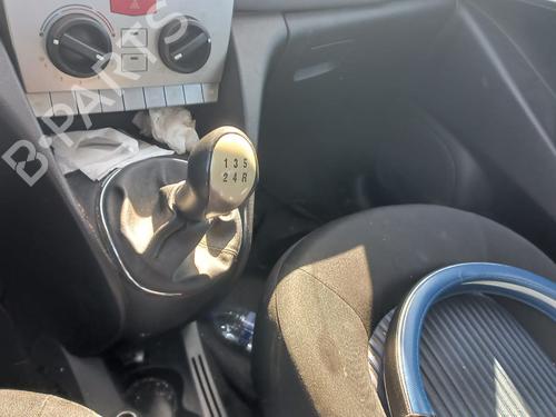 Grill LANCIA YPSILON (843_) 1.3 D Multijet (843.AXE11, 843.AXE1A) | BP15278412C40 