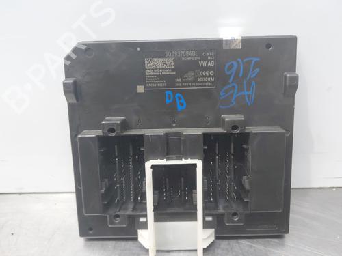 Used Electronic module AUDI Q3 (F3B) 35 TDI (150 hp) 31590723