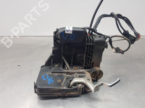 Front left lock MERCEDES-BENZ CLS (C219) CLS 500 (219.375) A2197200135