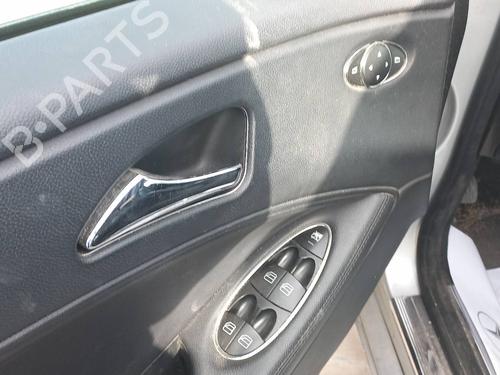 Fuse box MERCEDES-BENZ CLS (C219) CLS 350 (219.356) | BP17973387E1 