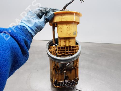 Pompe à carburant VW TRANSPORTER T5 Bus (7HB, 7HJ, 7EB, 7EJ) | BP30880396M76