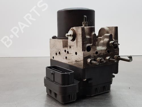 Used ABS pump TOYOTA RAV 4 III (_A3_) 2.2 D 4WD (ALA30_, ALA30R) (136 hp) 19677315