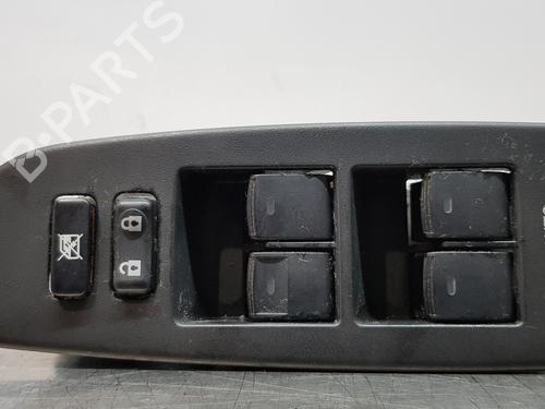 Used Left front window switch TOYOTA AURIS (_E15_) 1.8 Hybrid (ZWE150_, ZWE150R) (136 hp) 30878916