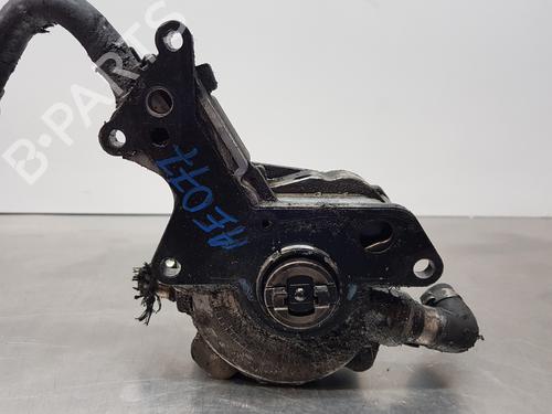 Used Vacuum pump SEAT IBIZA III (6L1) [2002-2009]  26955755