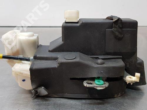 front-left-lock-maserati-quattroporte-v-42-2004-10136131 main image