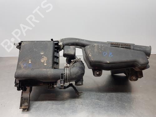 Used Air filter box TOYOTA AURIS (_E18_) 1.8 Hybrid (ZWE186_, ZWE186R) (136 hp) 28023907