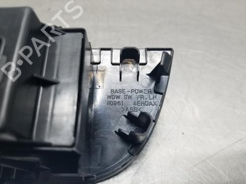 Comutador vidro frente esquerdo NISSAN QASHQAI II (J11, J11_) | BP30881119I27