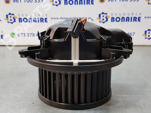 Used Heater blower motor BMW 1 (F20) 116 d (116 hp) 7592083