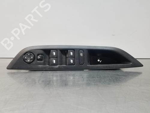 Used Left front window switch PEUGEOT 208 II (UB_, UP_, UW_, UJ_) [2019-2025]  29249592