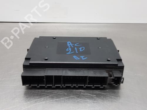 Used Electronic module VW TOUAREG (7LA, 7L6, 7L7) 5.0 V10 TDI (313 hp) 30879315