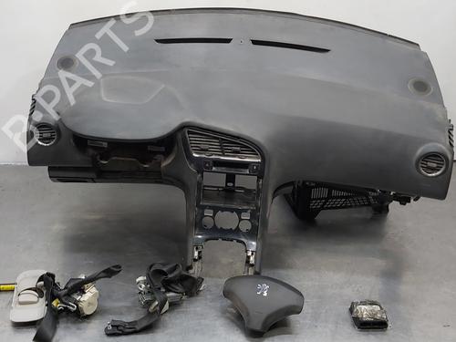 Used Airbag Kit PEUGEOT 5008 (0U_, 0E_) 2.0 HDi 150 / BlueHDi 150 (150 hp) 15913841