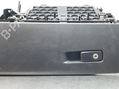 Used Glove box BMW X1 (F48) sDrive 18 d (150 hp) 17724039