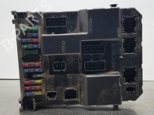 Used Fuse box PEUGEOT 307 SW (3H) [2002-2009]  30880032