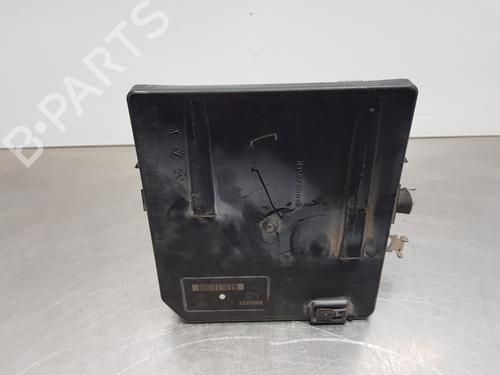 Fuse box RENAULT SCÉNIC II (JM0/1_) | BP30881158E1