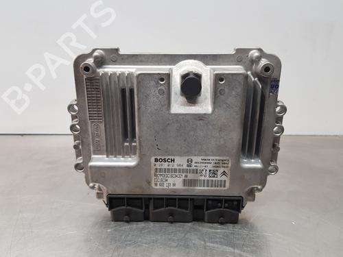 Używane Sterownik / Moduł silnika PEUGEOT 407 (6D_) [2004-2011]  30880904