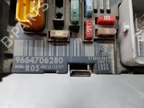Fuse box PEUGEOT 308 I (4A_, 4C_) | BP29972820E1