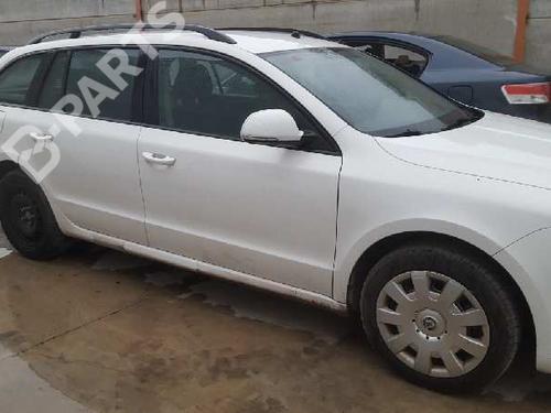 Engine control unit (ECU) SKODA SUPERB II Estate (3T5) 2.0 TDI 16V | BP8639886M57 