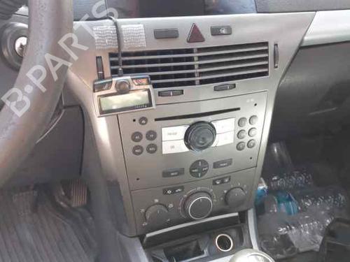 Rear seat OPEL ASTRA H (A04) 1.7 CDTI (L48) | BP15882675C17 