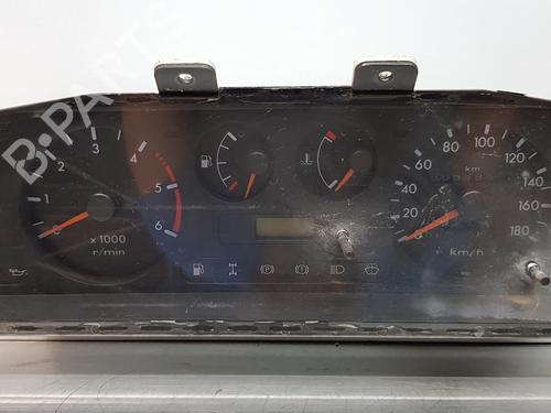 Used Instrument cluster NISSAN TERRANO I (WD21) 2.7 TD 4WD (LBYD21) (99 hp) 15121436