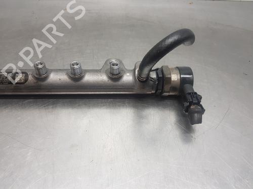 Injection rail TOYOTA AURIS (_E15_) | BP30881193M98