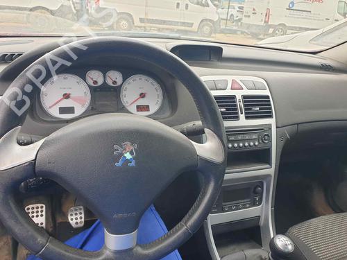 Throttle body PEUGEOT 307 CC (3B) | BP31013139M82