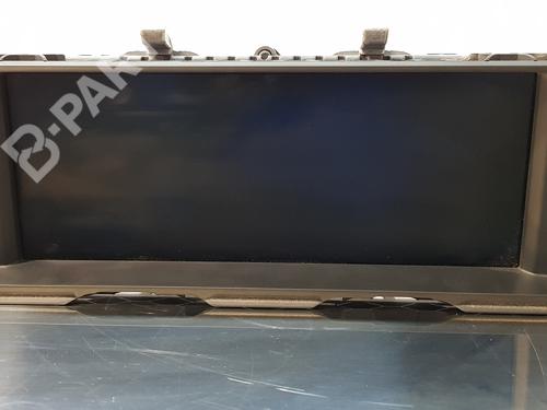 Used Display monitor BMW 5 (F10) 530 d (245 hp) 8202185