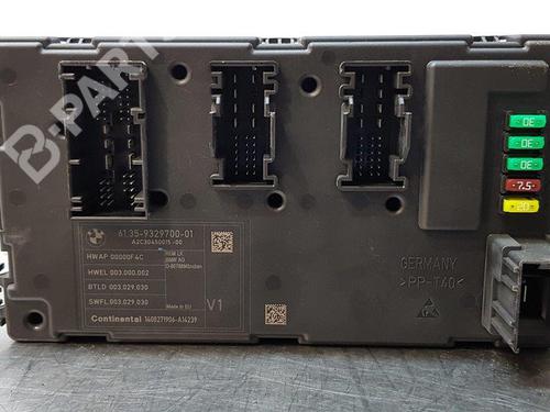 Used Fuse box Fuse box BMW 3 Touring (E91) 318 d (143 hp) 8279781 8279781