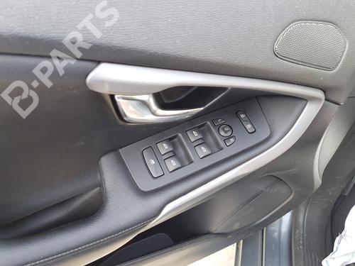 Display monitor VOLVO V40 Hatchback (525)  | BP7867802C48 