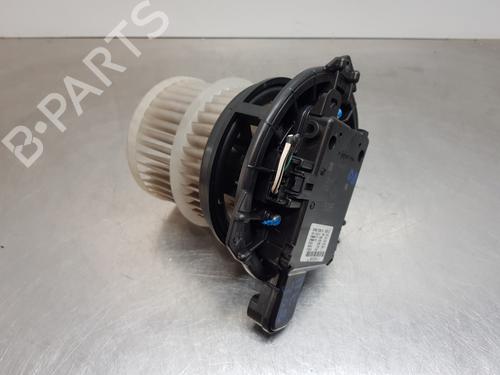Used Heater blower motor TOYOTA COROLLA Estate (_E21_) 1.8 Hybrid (ZWE211W) (122 hp) 30881053