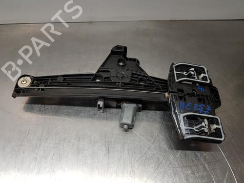 Vindusheismekanisme venstre bak OPEL CORSA F (P2JO) 1.2 (68) (101 hp) 30881031