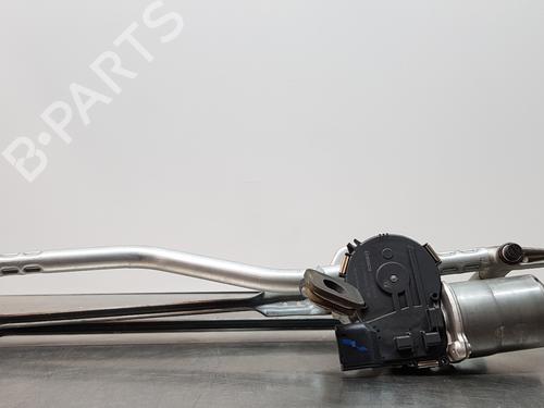 Used Front wiper motor BMW 1 (F40) 116 d (116 hp) 17957045